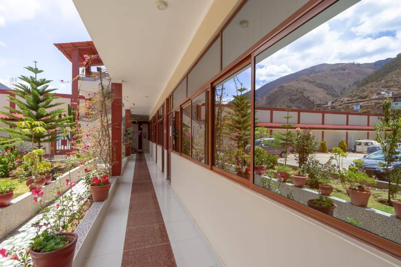 Hotel El Vuelo Del Condor Тарма Екстериор снимка