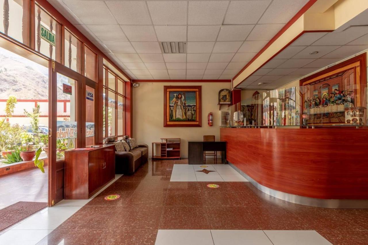 Hotel El Vuelo Del Condor Тарма Екстериор снимка